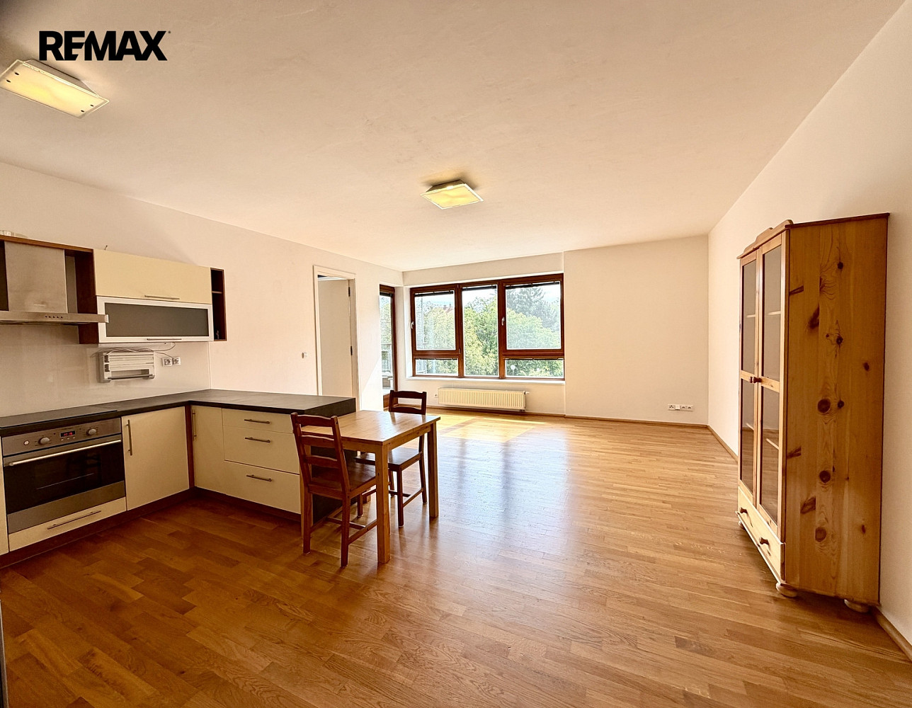 Prodej bytu 2+kk 69 m² – pohled 3