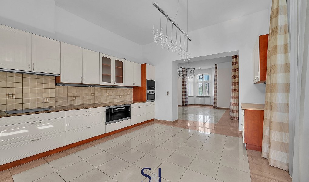 Prodej domu 320 m² s pozemkem 2 236 m², Rumburk – náhled fotky 8