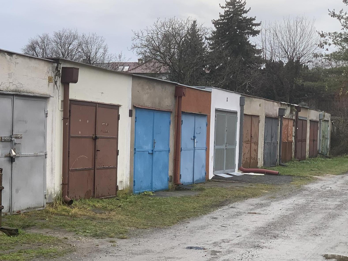 Garáž 19m2, zborovská ul. v kolíně — photo 3