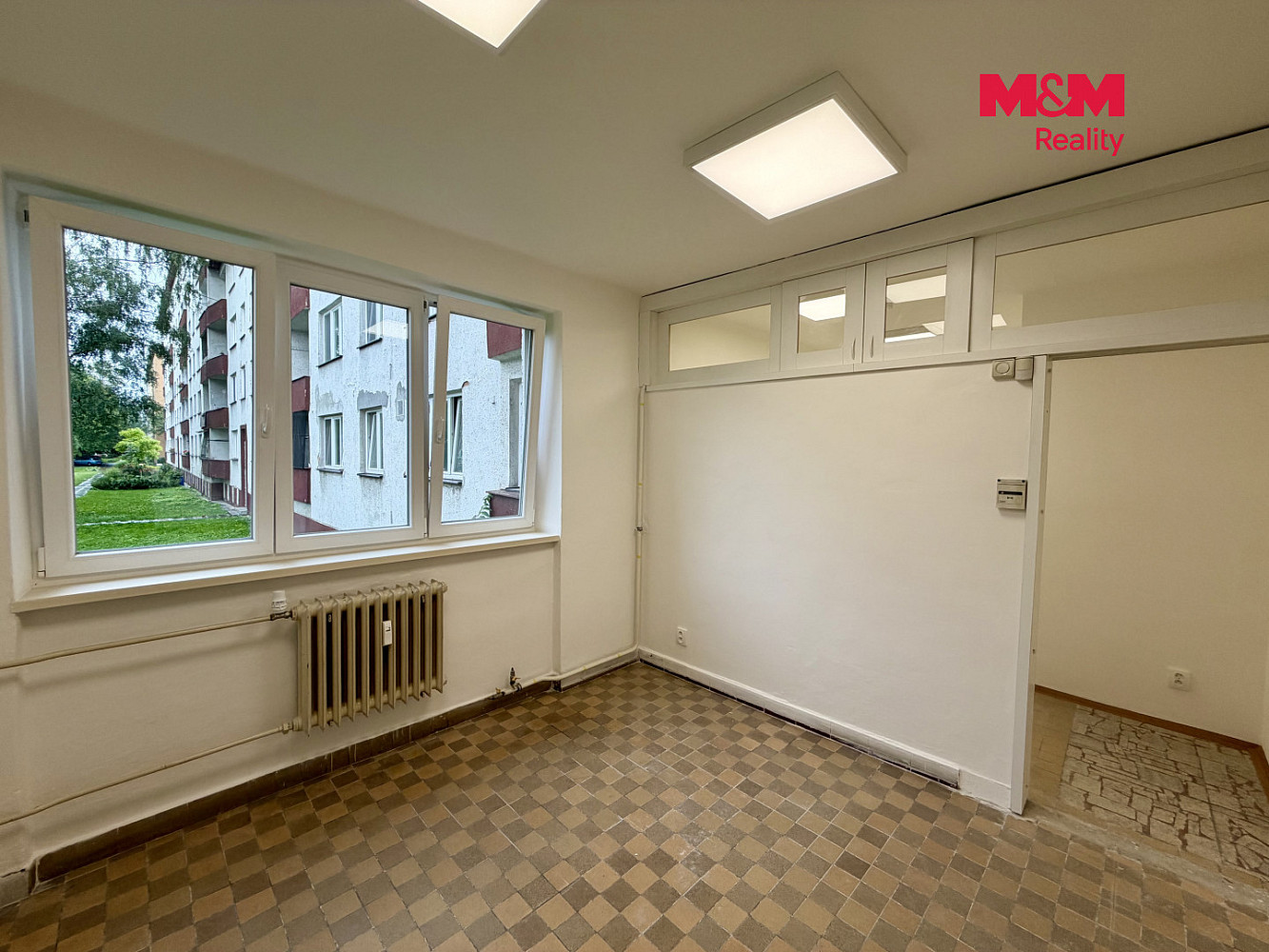 Pronájem obchodních prostor 25 m² – fotografie 3