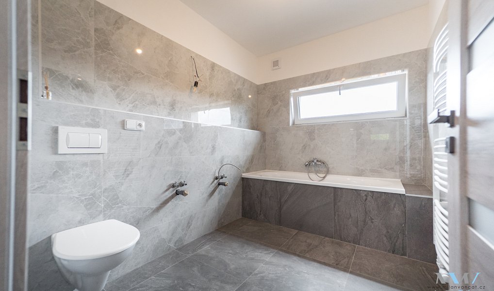 Prodej domu 110 m² s pozemkem 304 m², Březnice – náhled fotky 13