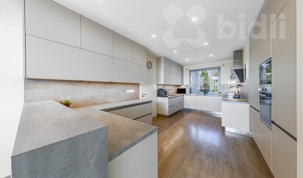 Prodej domu 379 m² s pozemkem 1 341 m², Horoměřice – náhled fotky 8