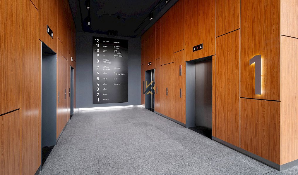 Pronájem kanceláře 739 m², Praha – náhled fotky 4
