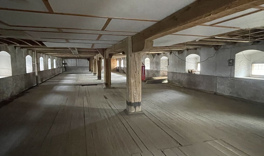 Prodej skladovacích prostor 2 163 m², Slaný – náhled fotky 9