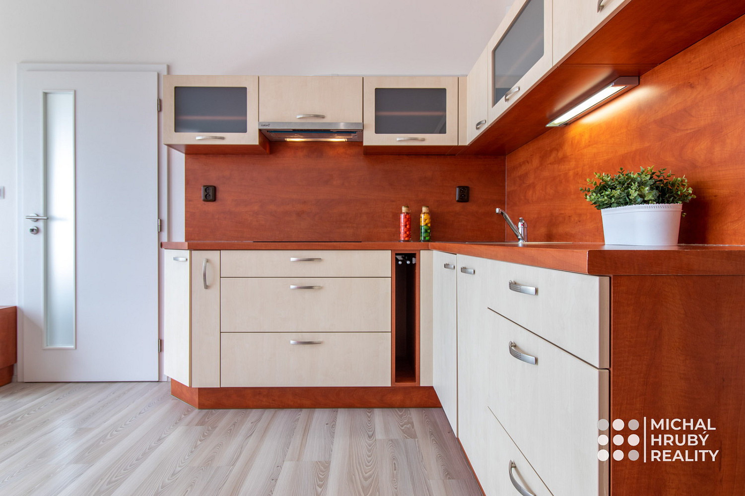 Pronájem bytu 2+kk 52 m² - Widok 5