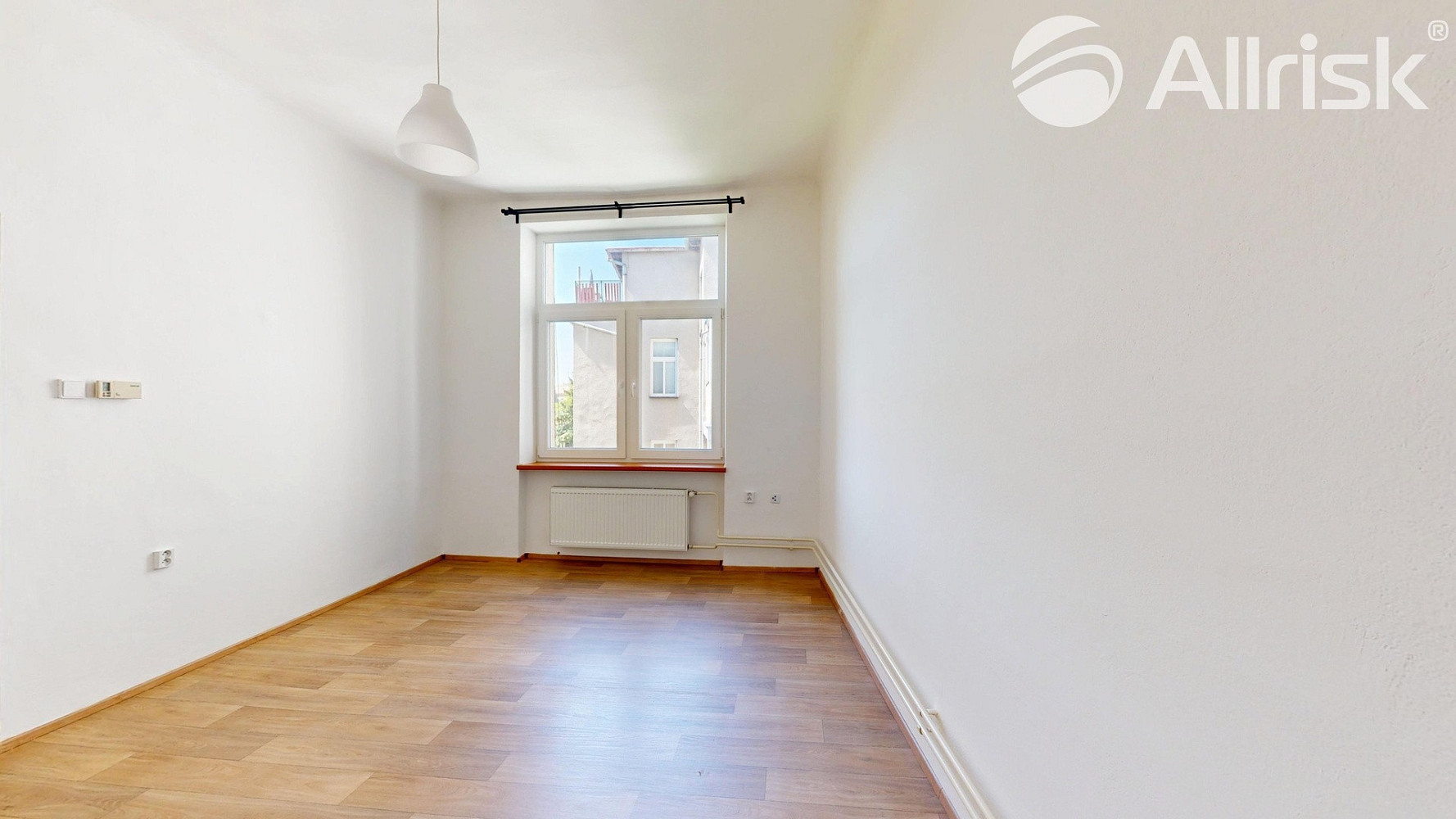 Pronájem bytu 2+1 72 m² – fotografie 2