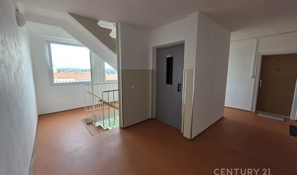 Pronájem bytu 3+1 72 m², Praha – náhled fotky 14