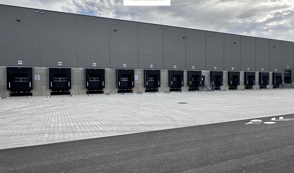 Pronájem výrobních prostor 4 000 m², Pardubice – náhled fotky 7