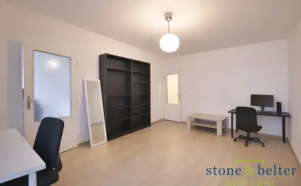Prodej bytu 3+1 72 m², Plzeňská, Praha 5 - Smíchov