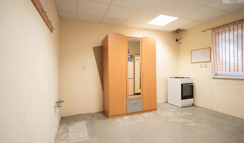 Prodej výrobních prostor 128 m², Most – náhled fotky 7