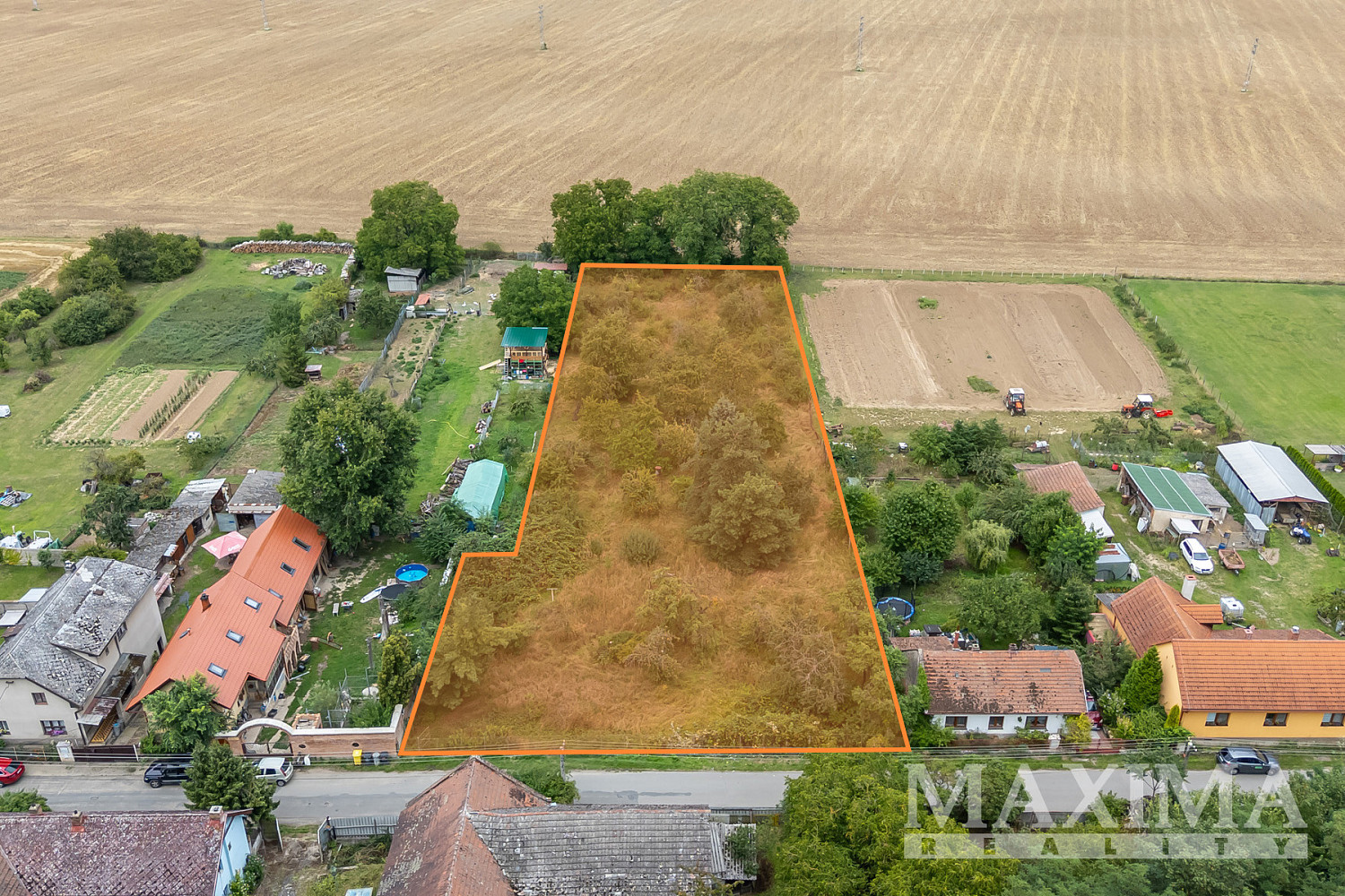 Prodej stavebního pozemku 3 823 m²