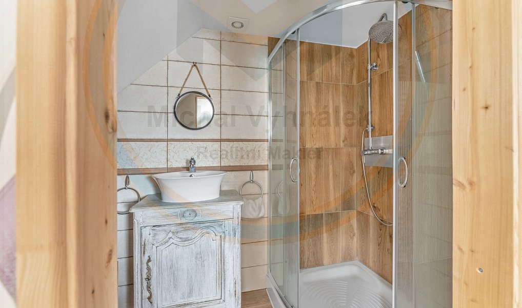 Prodej domu 160 m² s pozemkem 1 269 m², Vraňany – náhled fotky 21