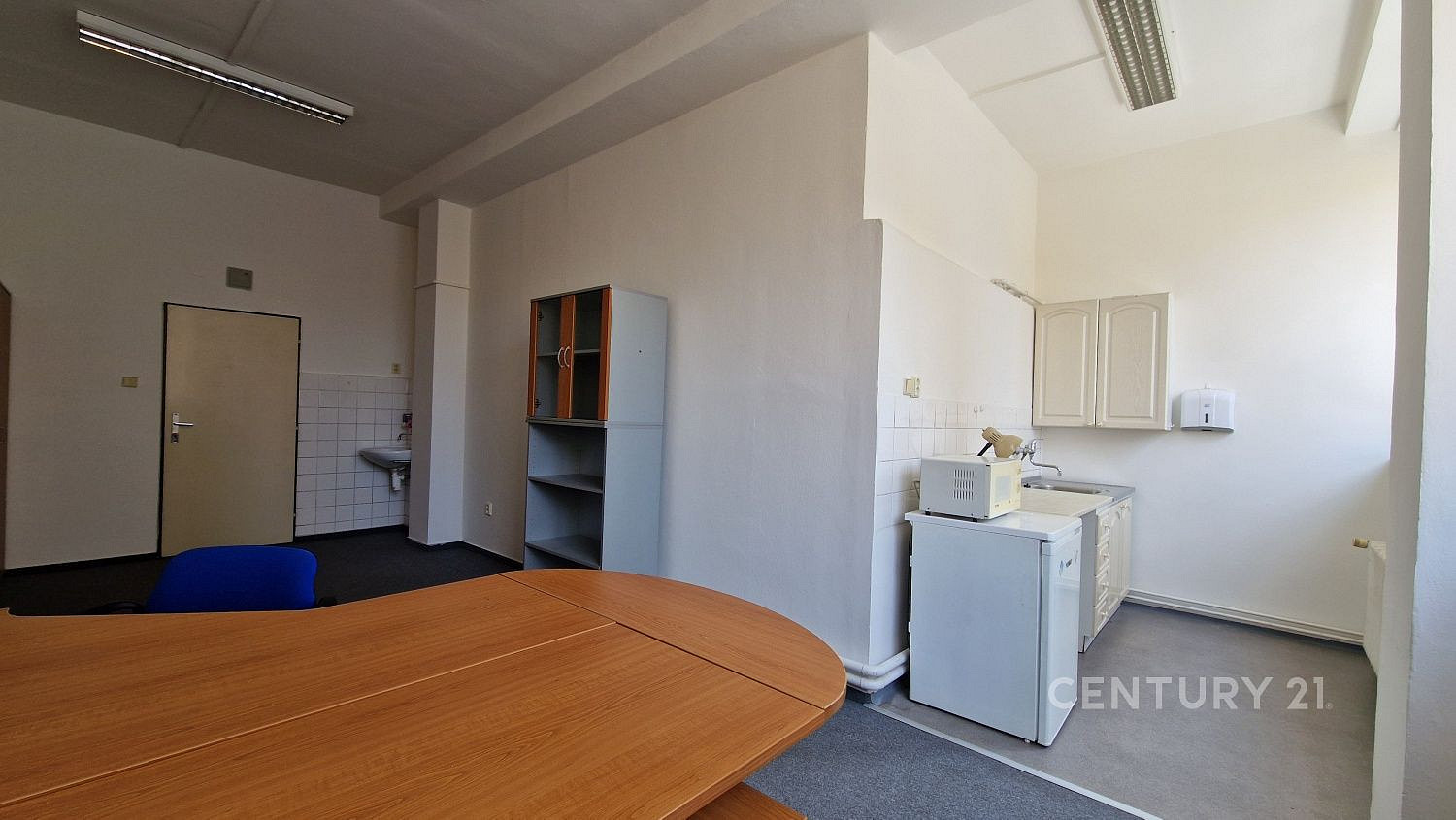 Pronájem kanceláře 27 m² – fotografie 4