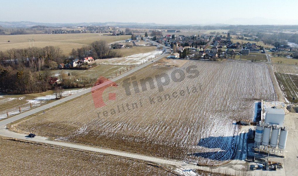 Prodej komerčního pozemku 13 358 m², Vojkovice – náhled fotky 2