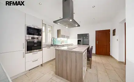 Prodej bytu 4+1 158 m², nám. Republiky, Horní Slavkov, okres Sokolov