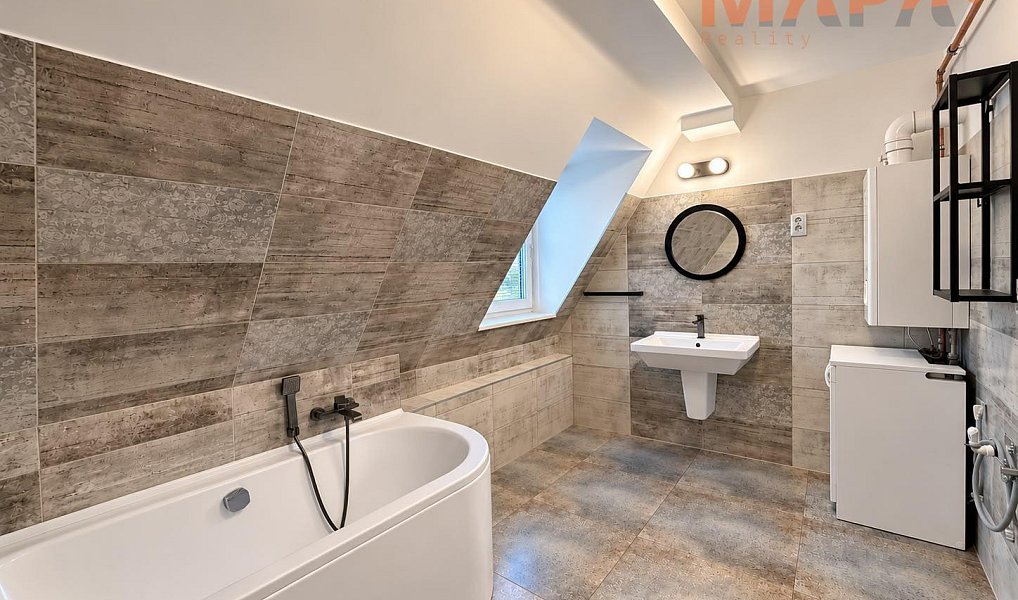 Pronájem bytu 3+1 100 m², Chomutov – náhled fotky 6