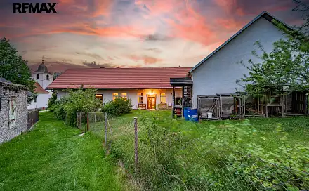Prodej domu 231 m² s pozemkem 654 m², Popovice, okres Benešov