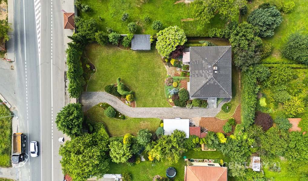 Pronájem domu 210 m² s pozemkem 1 586 m², Mukařov – náhled fotky 38