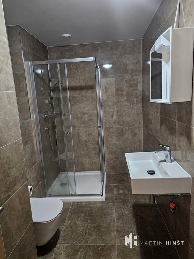 Pronájem bytu 1+kk 28 m² — photo 4