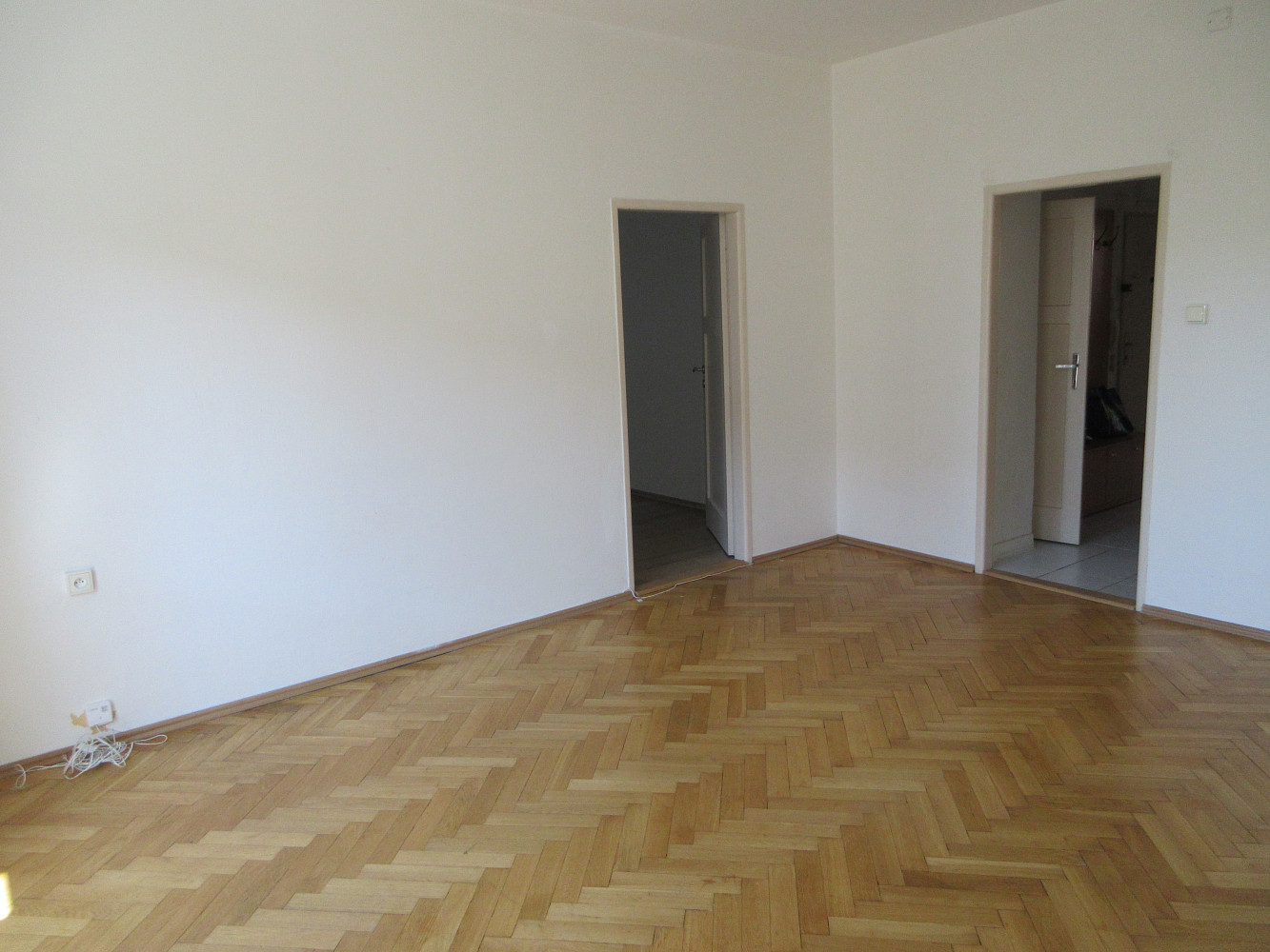 Pronájem bytu 2+1 60 m² — photo 4