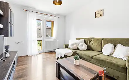 Pronájem bytu 2+1 52 m², Smetanova, Chvaletice, okres Pardubice