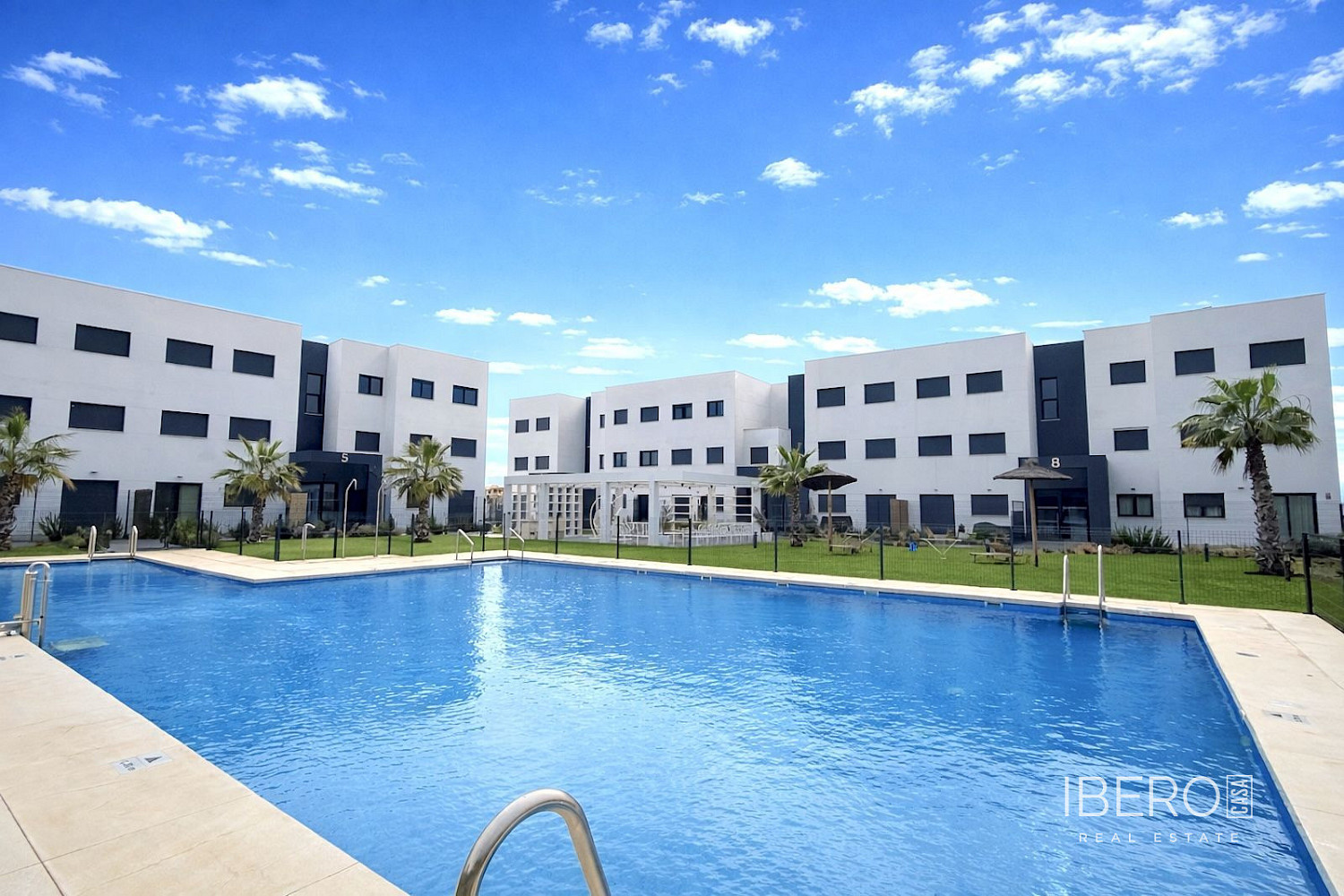 Piso 3+kk – Estepona, Barriada Islas Canarias