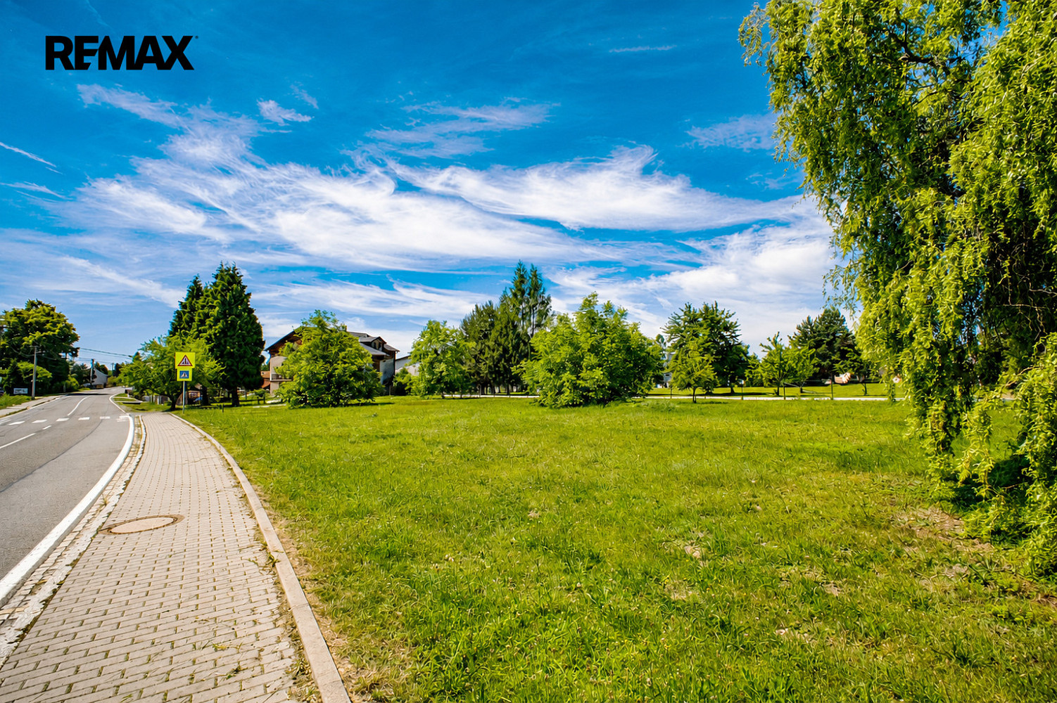 Prodej stavebního pozemku 1 848 m² – pohled 3