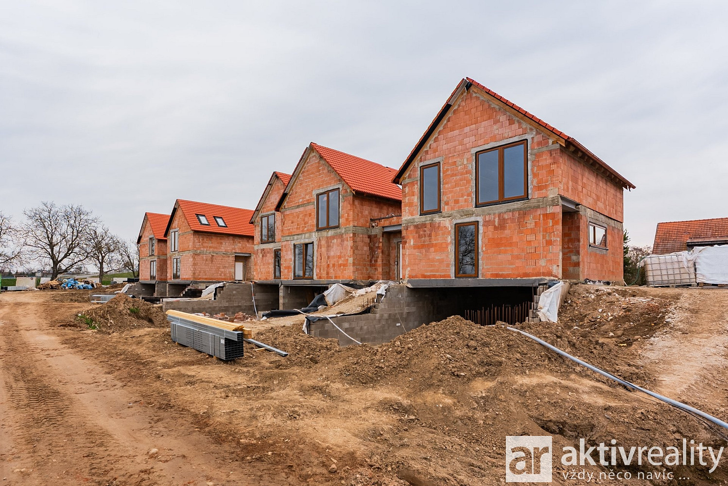Prodej domu 197 m² s pozemkem 213 m² — photo 3