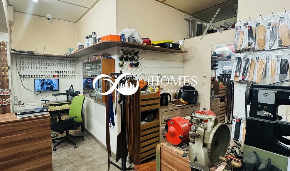Pronájem obchodních prostor 50 m², Praha – fotka 1 z 13