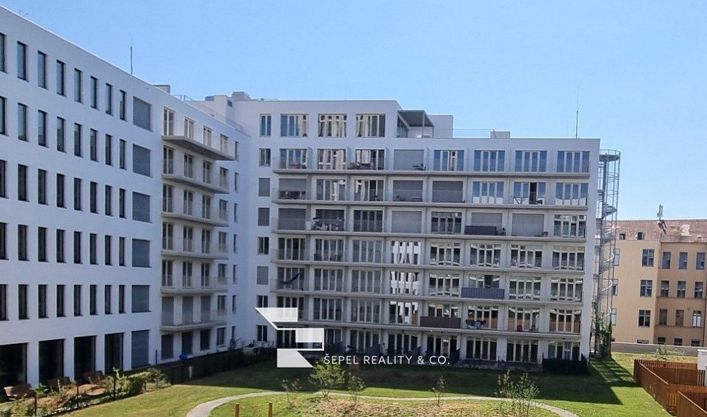 Pronájem bytu 1+kk 24 m², Brno – náhled fotky 13