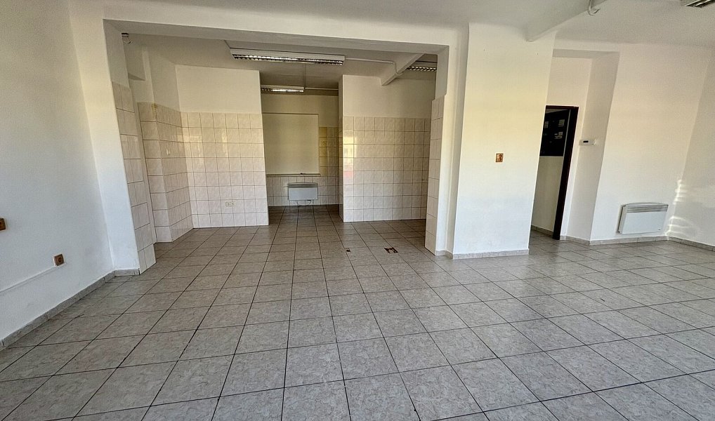 Pronájem obchodních prostor 74 m², Vimperk – náhled fotky 3