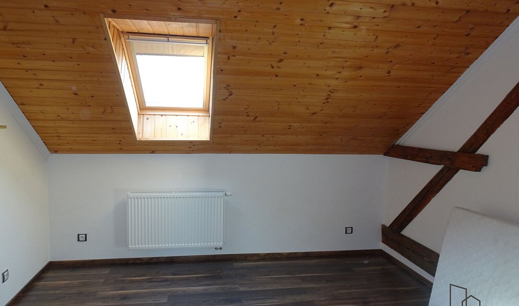 Prodej domu 250 m² s pozemkem 320 m², Pardubice – náhled fotky 8