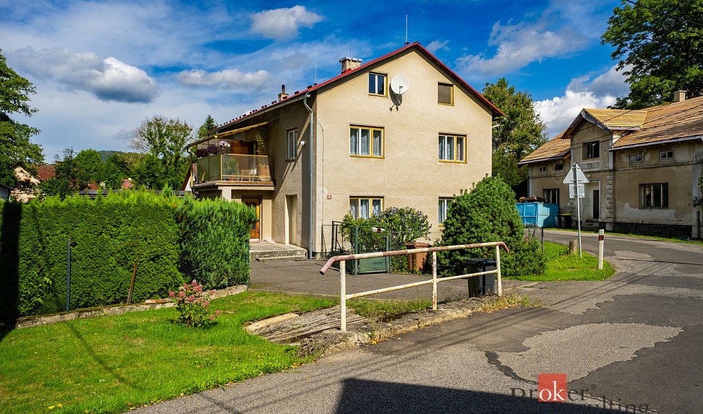 Prodej domu 184 m² s pozemkem 1 352 m², Kunratice u Cvikova – fotka 1 z 48