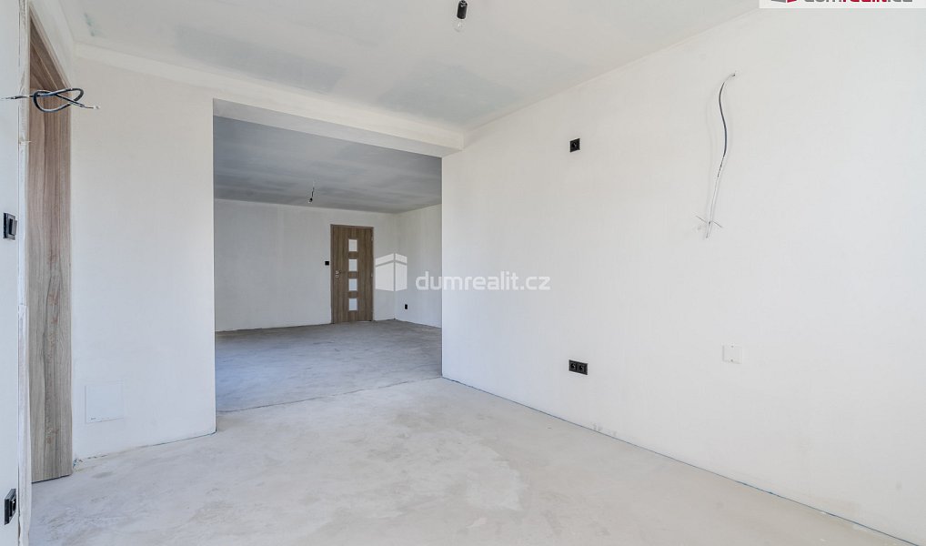 Prodej domu 460 m² s pozemkem 225 m², Vědomice – náhled fotky 19