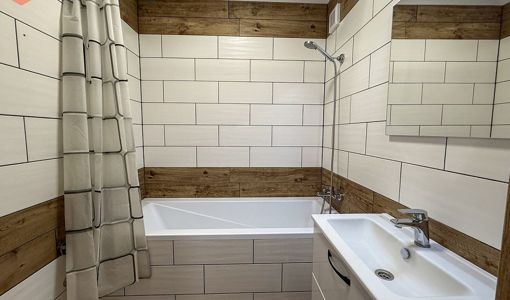 Pronájem bytu 3+1 70 m², Hodonín – náhled fotky 2
