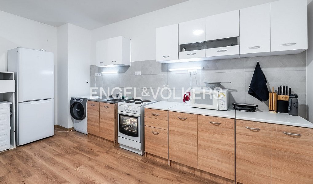 Pronájem bytu 3+1 82 m², Praha – náhled fotky 2
