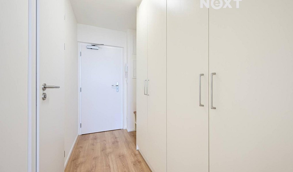 Pronájem bytu 1+kk 23 m², Praha – náhled fotky 5