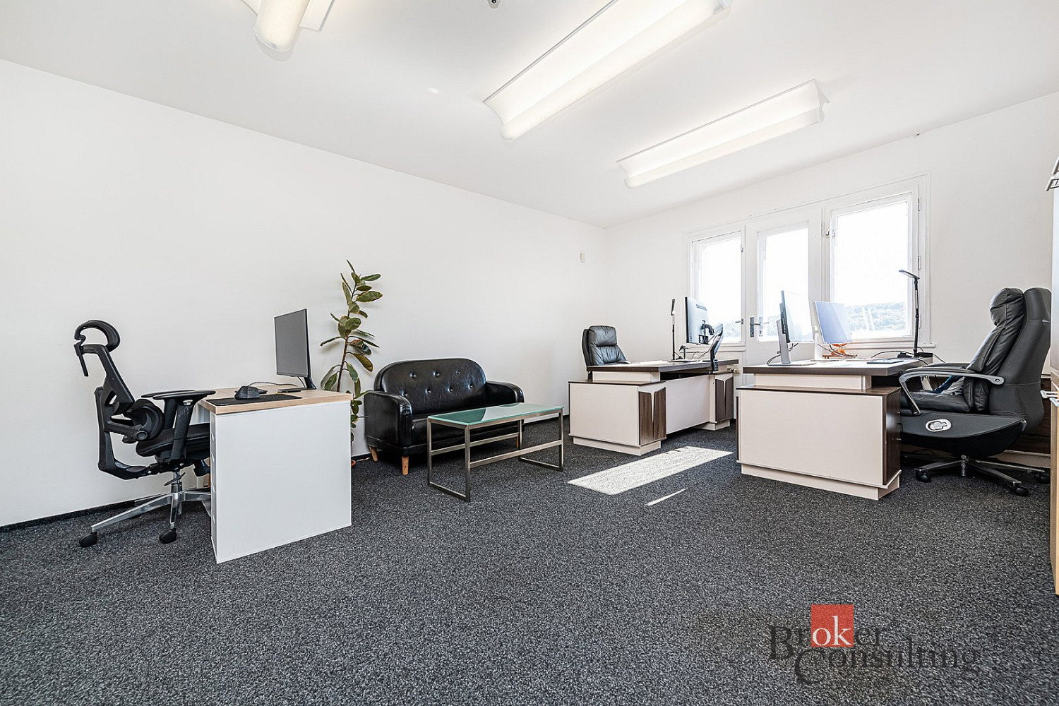 Pronájem kanceláře 95 m² – fotografie 5