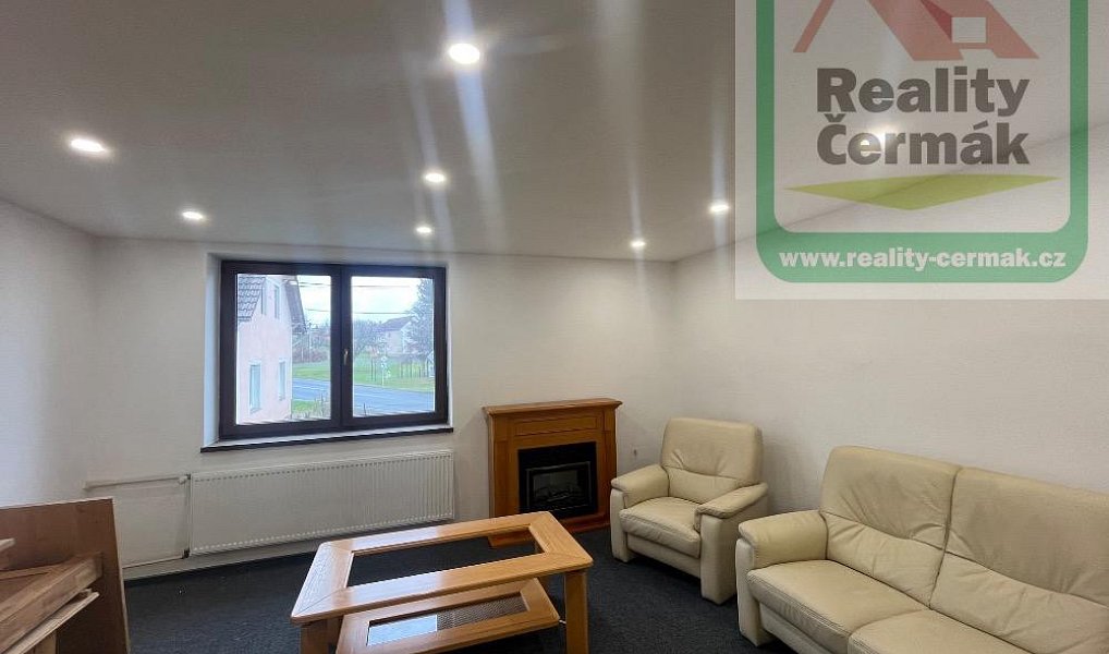 Prodej domu 220 m² s pozemkem 240 m², Mířkov – náhled fotky 5