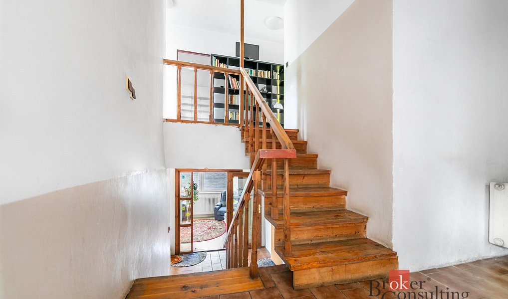 Prodej domu 263 m² s pozemkem 895 m², Mirošov – náhled fotky 3