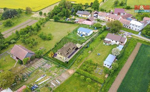 Prodej stavebního pozemku 800 m², Pačlavice, okres Kroměříž
