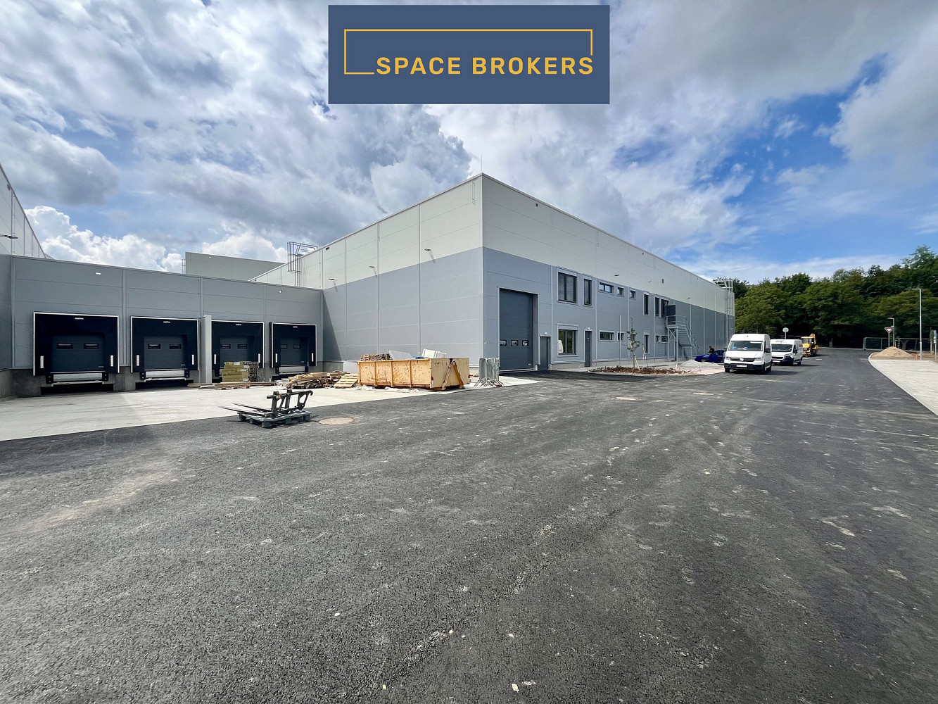 Pronájem výrobních prostor 5 406 m² — photo 4