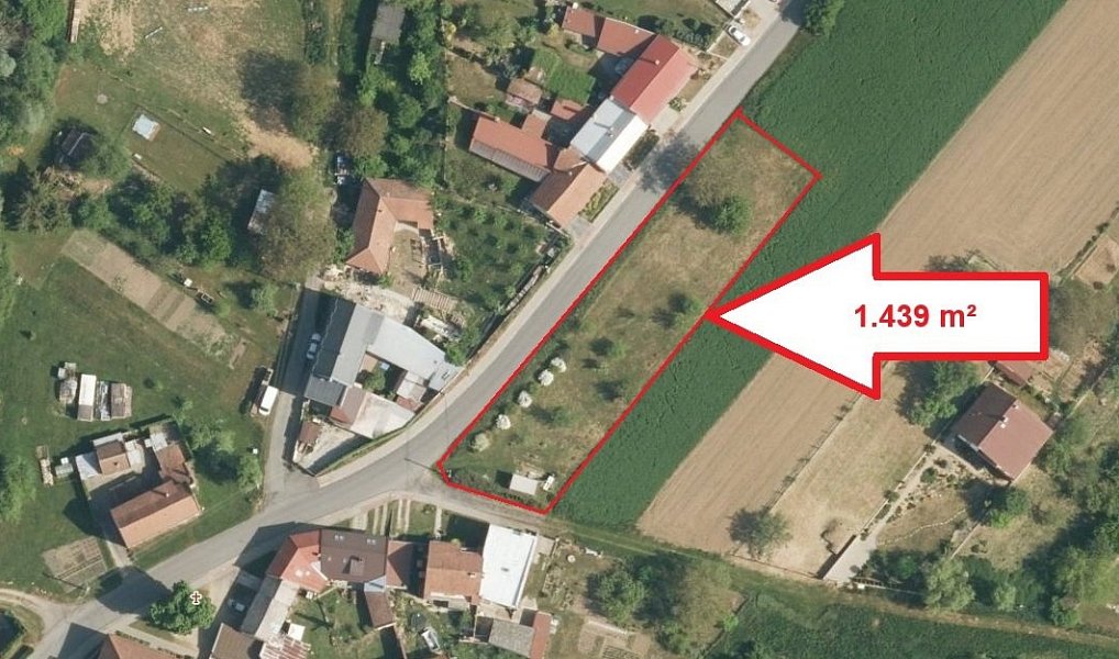 Prodej stavebního pozemku 1 439 m², Lutopecny – náhled fotky 12