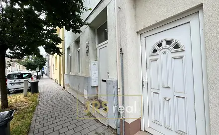 Pronájem domu 73 m² s pozemkem 96 m², Brno