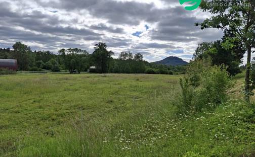 Prodej stavebního pozemku 9 021 m², Doksy, okres Česká Lípa