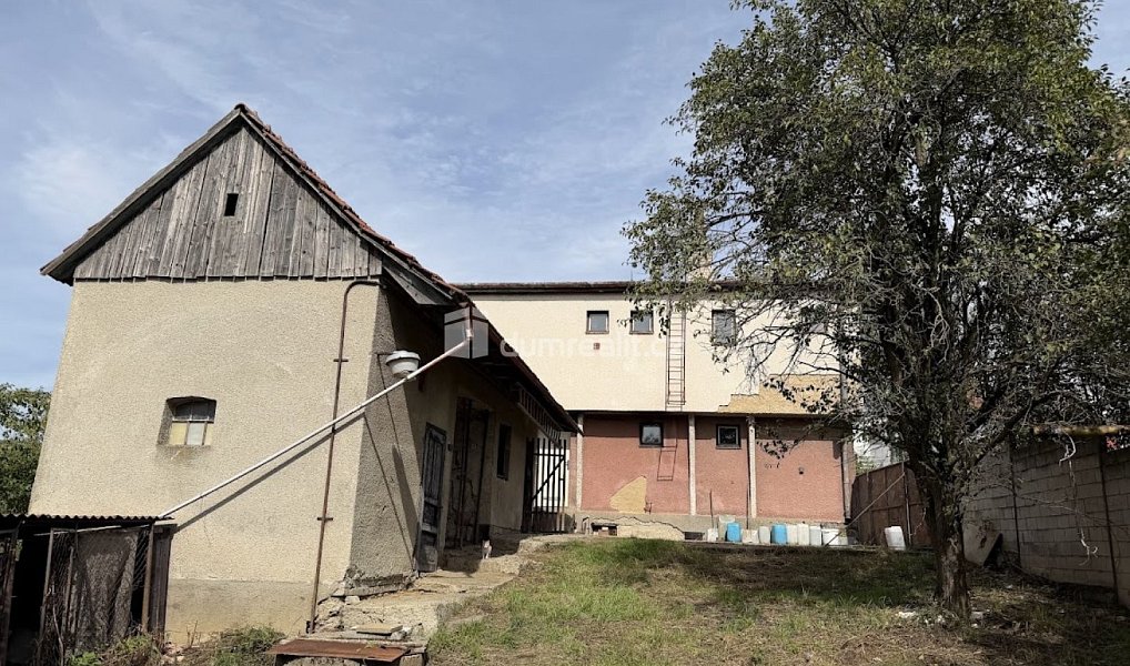 Prodej domu 180 m² s pozemkem 1 137 m², Svárov – náhled fotky 12