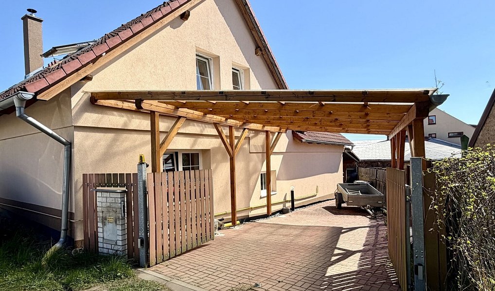 Prodej domu 214 m² s pozemkem 611 m², Stará Huť – náhled fotky 40