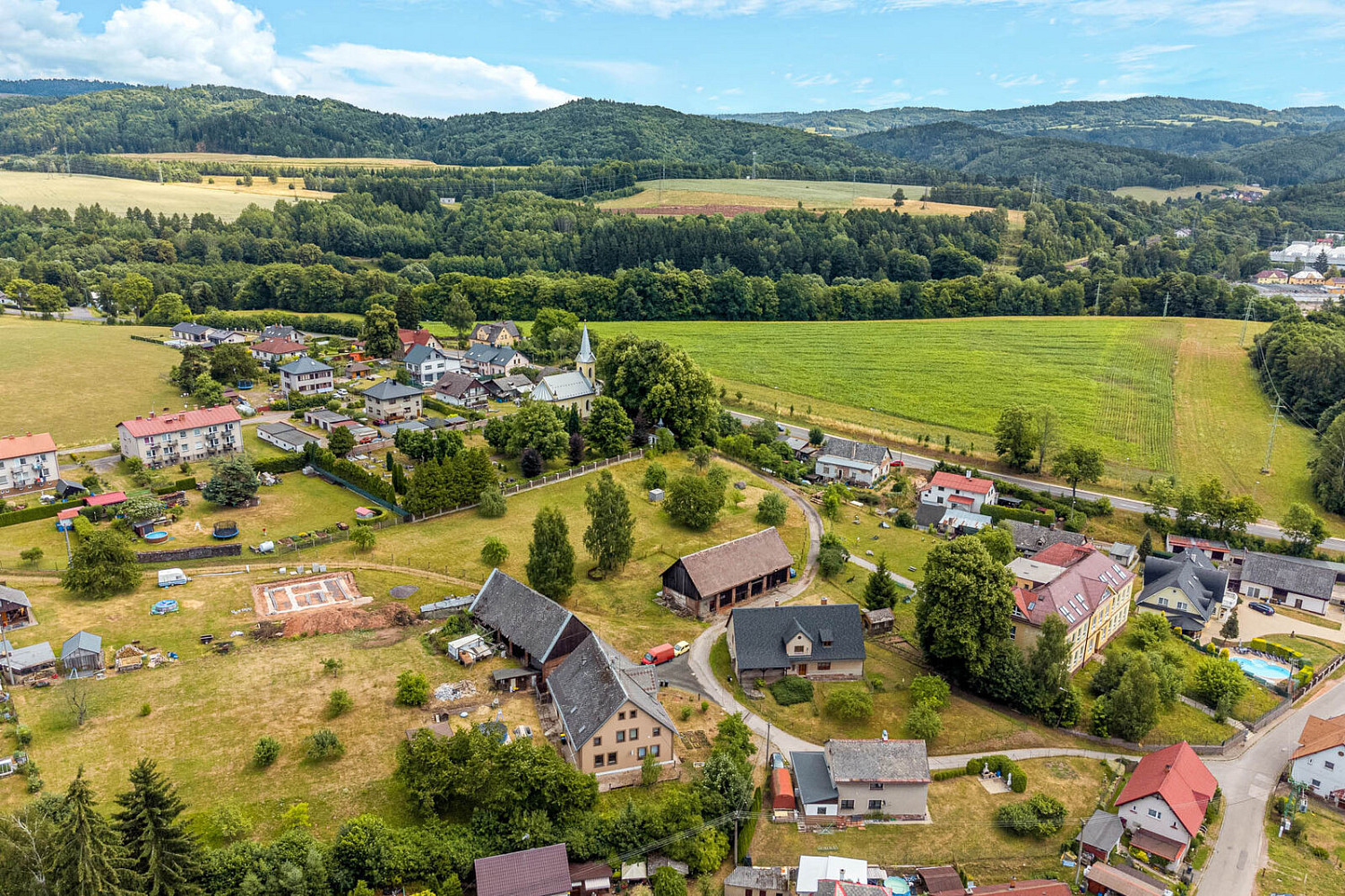 Prodej stavebního pozemku 3 743 m² – fotografie 4