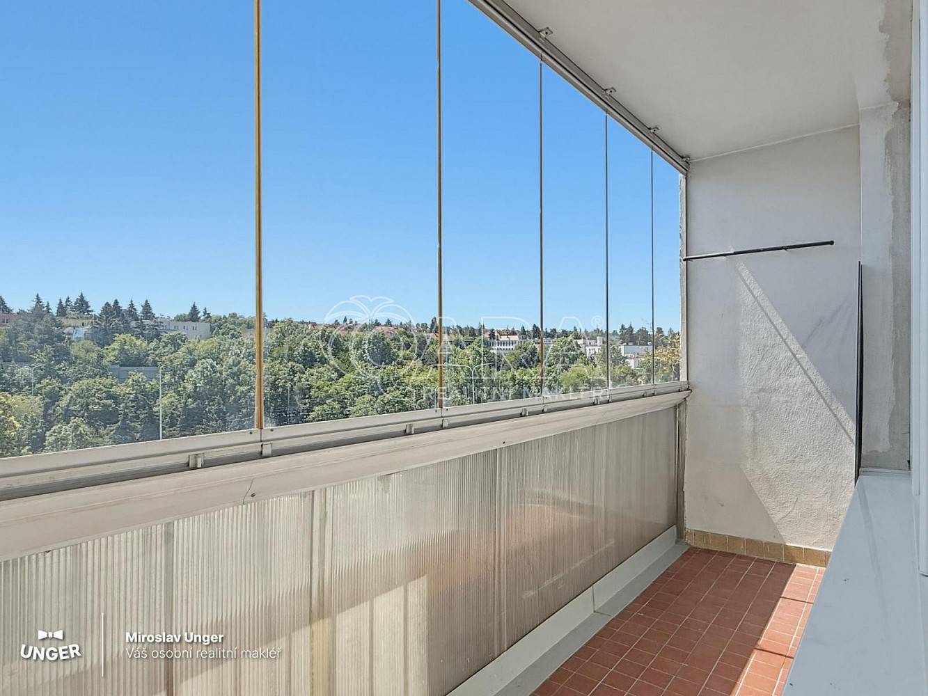 Prodej bytu 3+kk 72 m² — photo 2