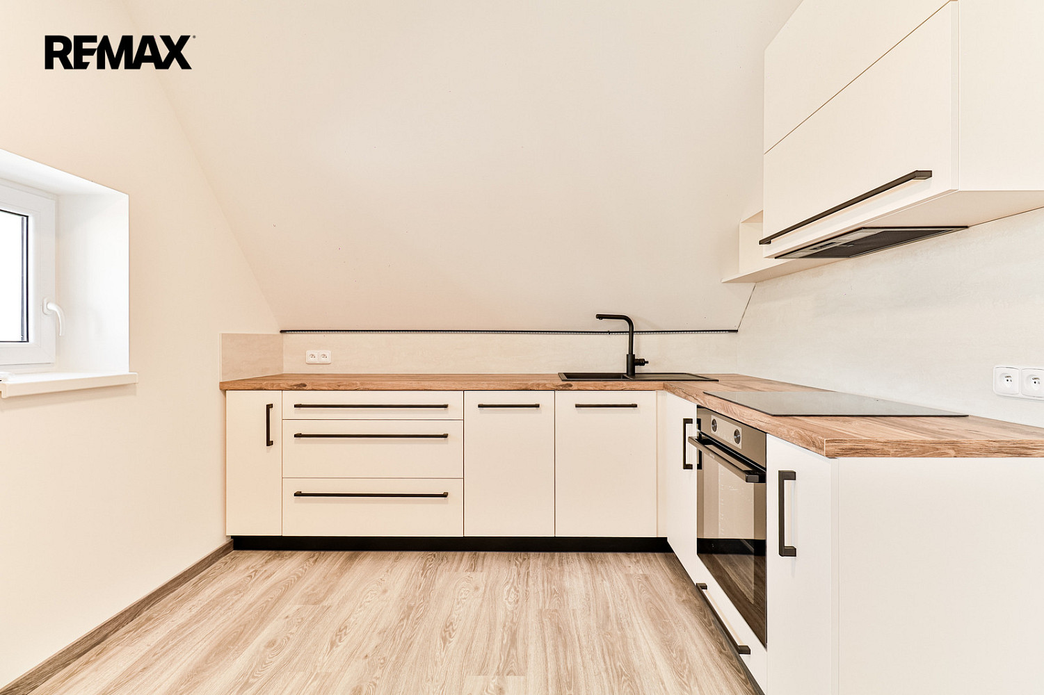 Pronájem bytu 2+kk 40 m²